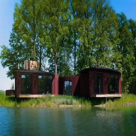 Cozy 1-bedroom Hébergement de vacances Antoing